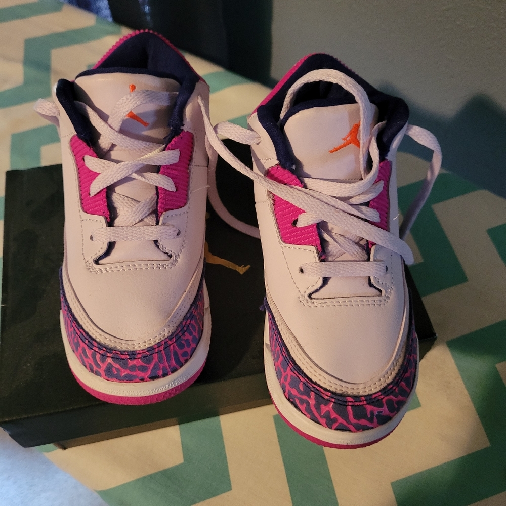 Size 10 kids nikes